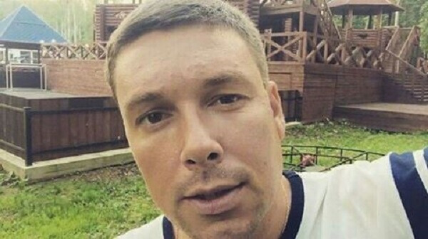 Константин Иванов из «Дома-2» отдал миллион рублей Андрею Чуеву на строительство дома 