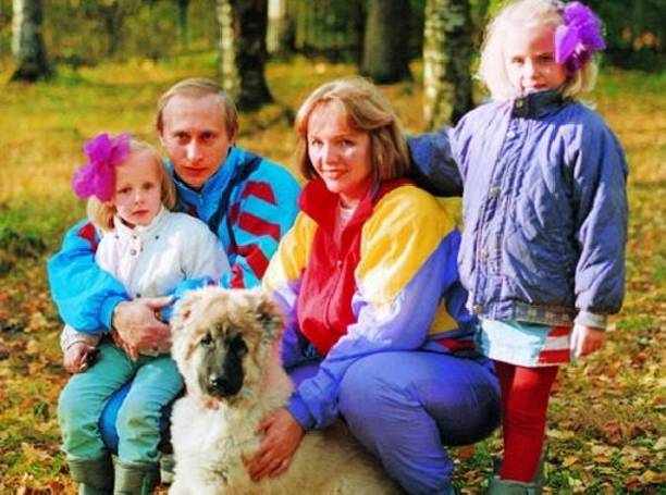 Редкие фото дочек Влалимира Путина стали достоянием общественности