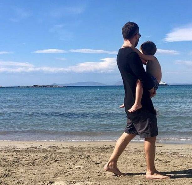 Дмитрий Шепелев показал, как проводит отпуск с сыном