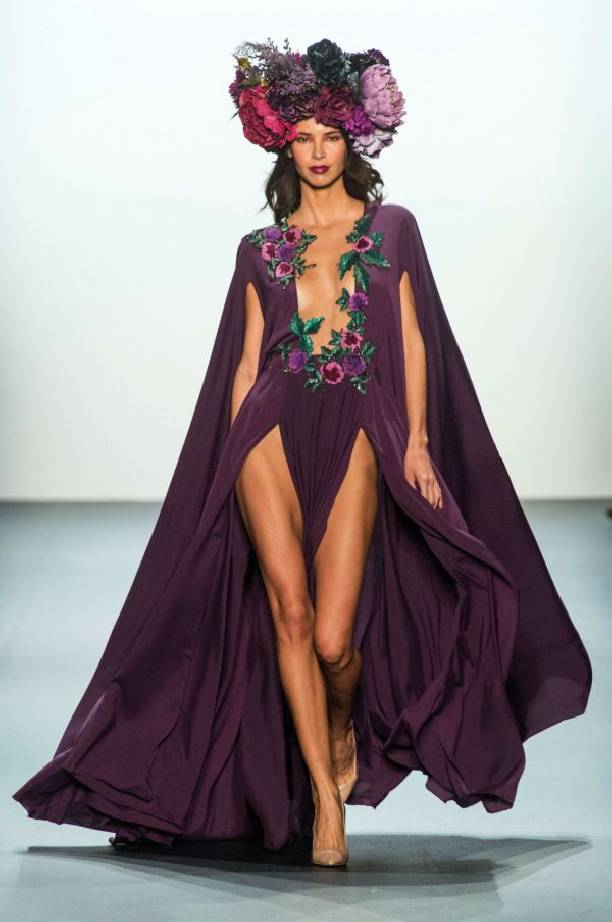 Дарите девушкам трусы: скандальная коллекция Майкла Костелло возмутила ценителей моды