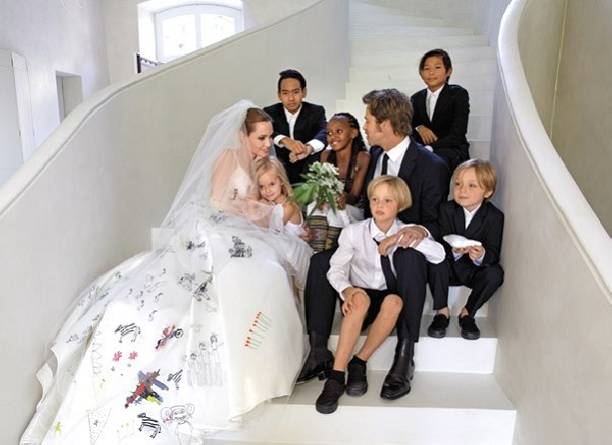Дети Анджелины Джоли и Брэда Питта хотят жить с отцом