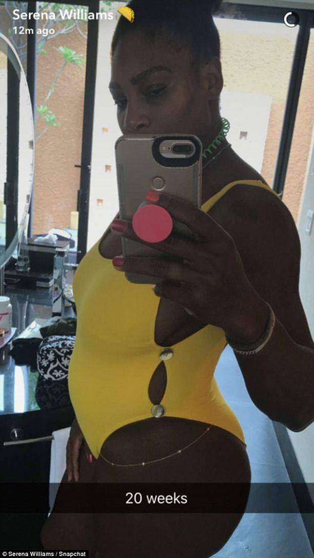 Теннисистка Серена Уильямс показала беременный животик в Snapchat