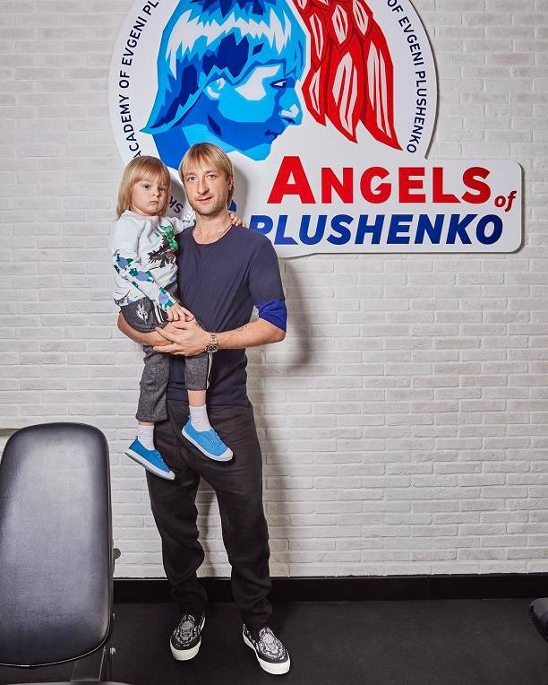 Евгений Плющенко оценил свою работу тренера в 60 000 рублей за час
