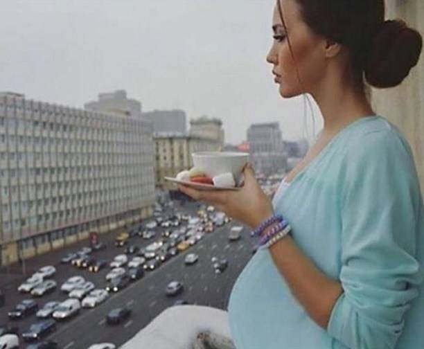 В сеть попала фотография беременной Анастасии Костенко