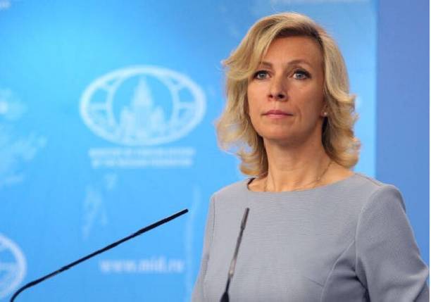 Захарова: Если Киев введет контроль на границе, Россия ответит на это