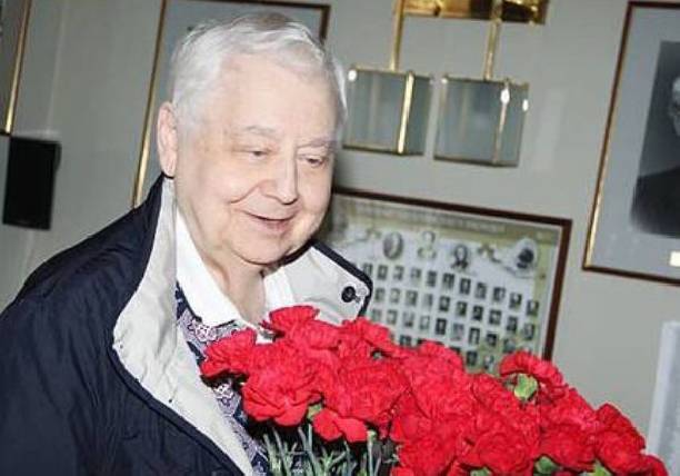Олег Табаков отказывается общаться со старшей дочерью