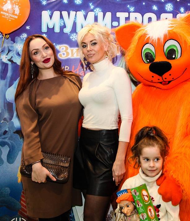 Меседа Багаудинова и Татьяна Терешина встретились на необычном детском празднике