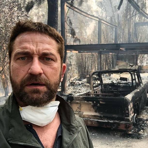 Актер Джерард Батлер лишился дома и автомобиля из-за лесного пожара