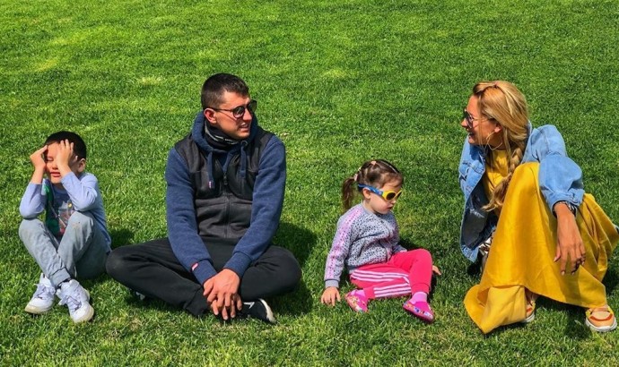 Агата Муцениеце рассказала, как объяснила детям развод с их отцом