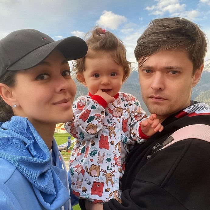 «Вероничка получила большое удовольствие»: телеведущая Марина Кравец поделилась снимком со дня рождения единственной дочери