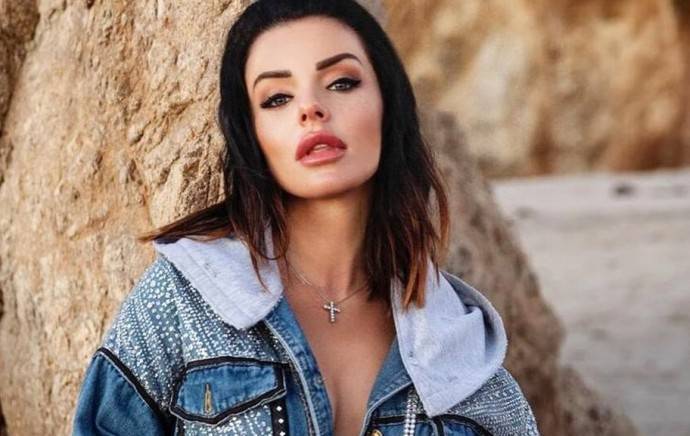 "Татушка" Юлия Волкова впервые показала лицо мужа "Татушка" Юлия Волкова впервые показала лицо мужа
