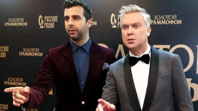 Ивана Урганта и Сергея Светлакова выгнали из проекта «Ёлки» Ивана Урганта и Сергея Светлакова выгнали из проекта «Ёлки»