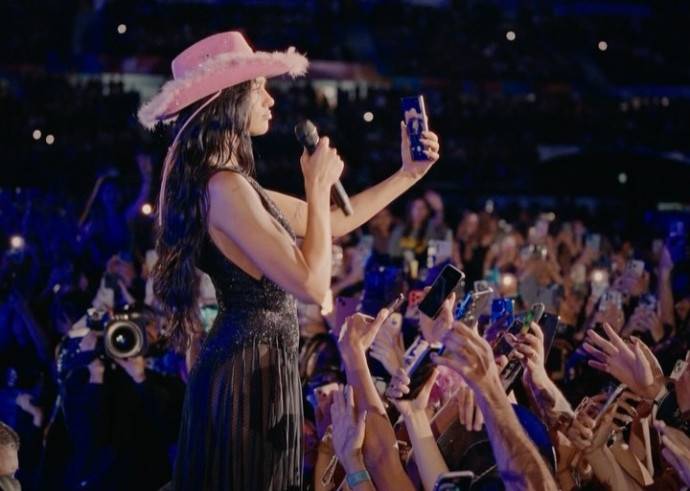 Звезды шоу бизнеса