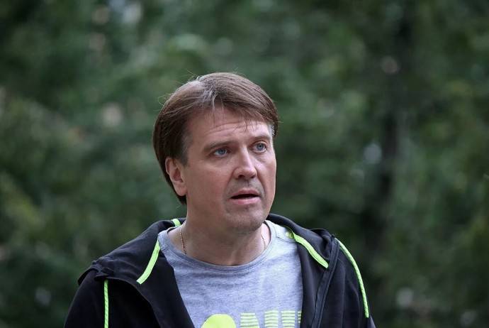 «Настроен решительно»: Денис Матросов на грани развода с молодой женой «Настроен решительно»: Денис Матросов на грани развода с молодой женой