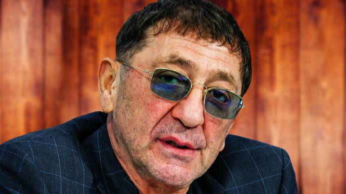 Григорий Лепс стал дедушкой Григорий Лепс стал дедушкой