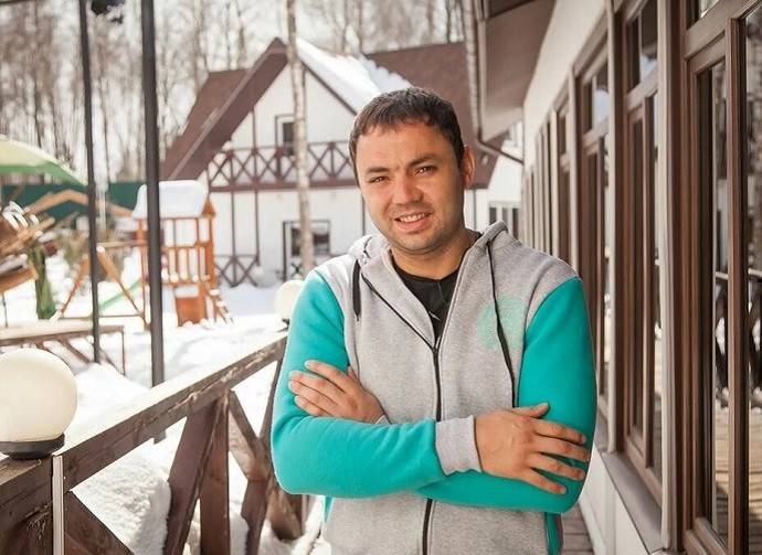 «Теперь мы муж и жена»: звезда «Дома-2» Александр Гобозов женился во второй раз «Теперь мы муж и жена»: звезда «Дома-2» Александр Гобозов женился во второй раз