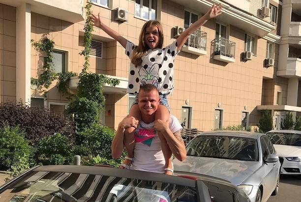 Дмитрий Тарасов сделал своей дочери подарок «не по годам»