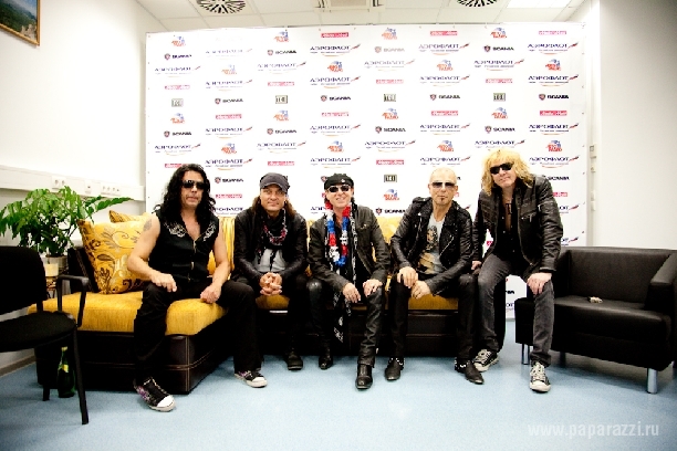 В МОСКВЕ НАШЁЛСЯ ЛЮБИМЫЙ ДИВАН ГРУППЫ «THE SCORPIONS» В МОСКВЕ НАШЁЛСЯ ЛЮБИМЫЙ ДИВАН ГРУППЫ «THE SCORPIONS»