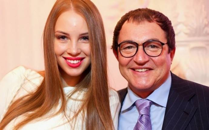"Он продолжает воспитывать меня": супруга Дмитрия Диброва рассказала о своей роли в семье