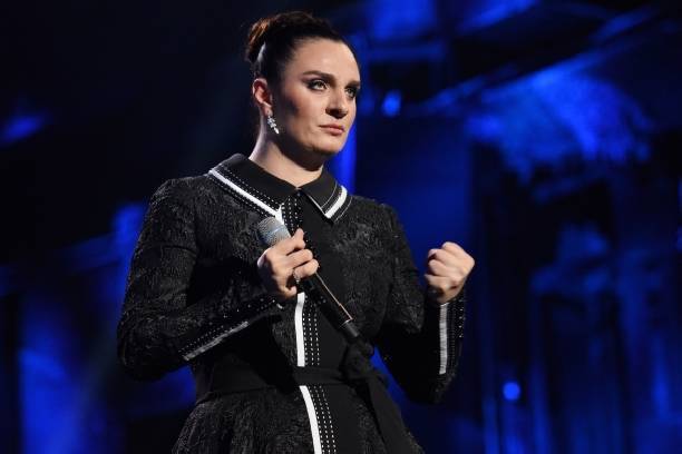 Елена Ваенга вновь проводит свой отпуск в больнице Елена Ваенга вновь проводит свой отпуск в больнице