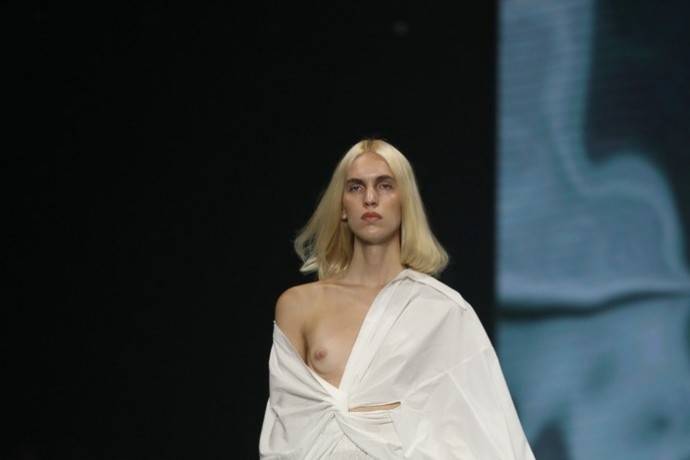 Портной из Палермо Маттиа Пьяцца  воплотил в жизнь свои трансгендерные фантазии: ТОП-10 шокирующих моделей от модного дома Casa Preti