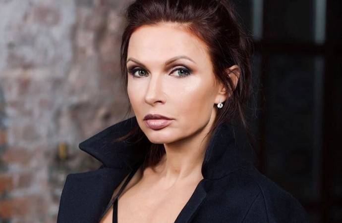 "Я не сдохну!": Эвелина Бледанс призналась, что наблюдается в онкоцентре "Я не сдохну!": Эвелина Бледанс призналась, что наблюдается в онкоцентре