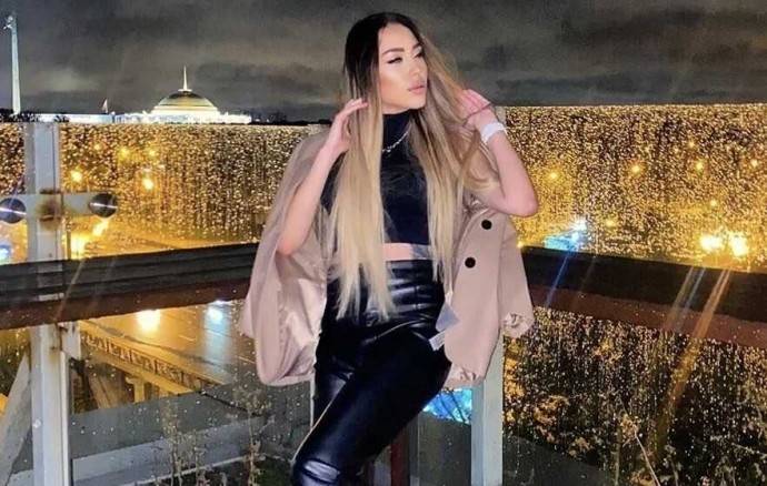 «Откуда?»: беременный живот Алёны Рапунцель навёл её поклонниц на странные подозрения «Откуда?»: беременный живот Алёны Рапунцель навёл её поклонниц на странные подозрения