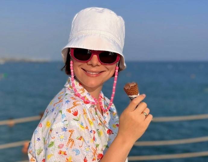 Супруга Евгения Петросяна Татьяна Брухунова обнажила свою грудь на фото больше, чем обычно Супруга Евгения Петросяна Татьяна Брухунова обнажила свою грудь на фото больше, чем обычно