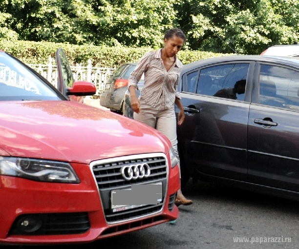 елена Ханга после автоаварии стала очень осторожной елена Ханга после автоаварии стала очень осторожной