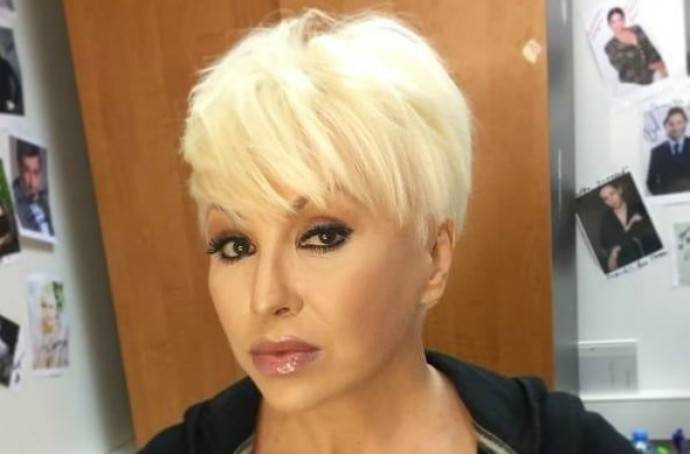 Дочь Валентины Легкоступовой призналась, откуда у артистки травма головы Дочь Валентины Легкоступовой призналась, откуда у артистки травма головы