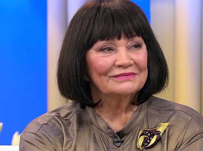 «Я себя презираю и расплачиваюсь»: Лариса Лужина призналась, что вела разгульный образ жизни «Я себя презираю и расплачиваюсь»: Лариса Лужина призналась, что вела разгульный образ жизни
