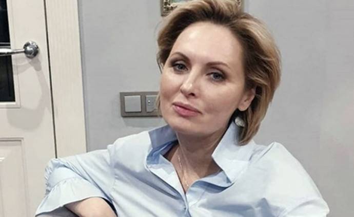 В Сети обсуждают фотографию нового мужа Елены Ксенофонтовой В Сети обсуждают фотографию нового мужа Елены Ксенофонтовой