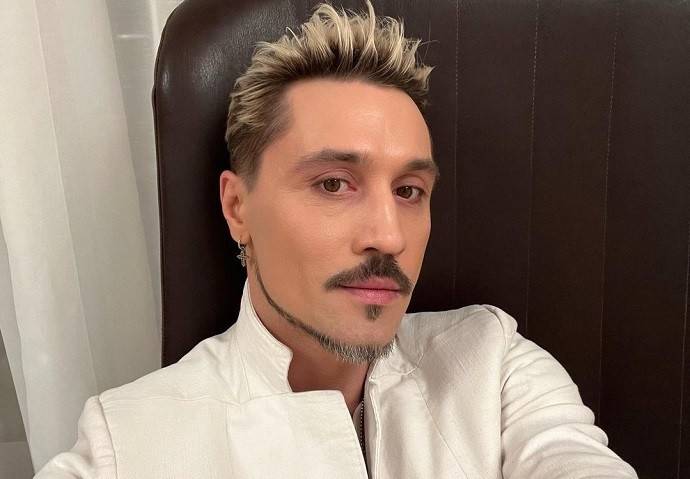 41-летний Дима Билан впервые опубликовал кадры с белокурым сыном 41-летний Дима Билан впервые опубликовал кадры с белокурым сыном