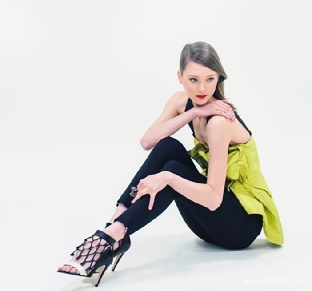 ФОТОCЪЕМКА ЭВЕЛИНЫ САМСОНЧИК ДЛЯ UKRAINIAN FASHION WEEK ФОТОCЪЕМКА ЭВЕЛИНЫ САМСОНЧИК ДЛЯ UKRAINIAN FASHION WEEK