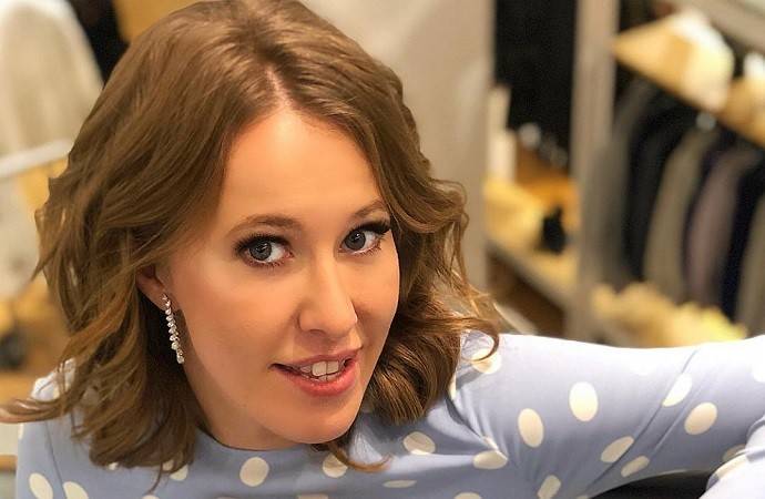 Ксения Собчак проникла в Киев, обойдя запретную базу "Миротворца" Ксения Собчак проникла в Киев, обойдя запретную базу "Миротворца"