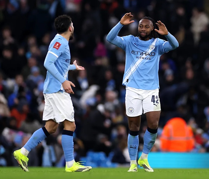 Антуан Семеньо: как новая звезда «Сити» преображает игру чемпионов