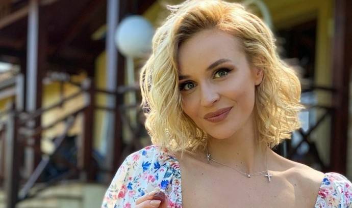 "Нажрёмся в Макдональдсе": истощённая Полина Гагарина пересчитывает количество синяков "Нажрёмся в Макдональдсе": истощённая Полина Гагарина пересчитывает количество синяков