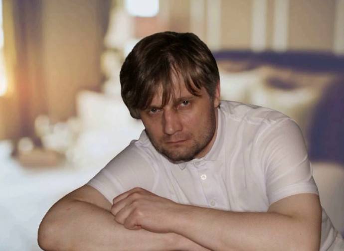 Композитор Алексей Фомин угодил в секс-скандал Композитор Алексей Фомин угодил в секс-скандал