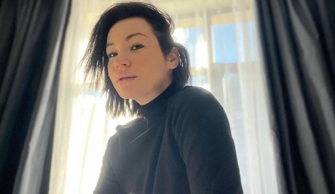 Ида Галич рассказала, почему ее ребенок появился на свет путем кесарева сечения
Ида Галич рассказала, почему ее ребенок появился на свет путем кесарева сечения