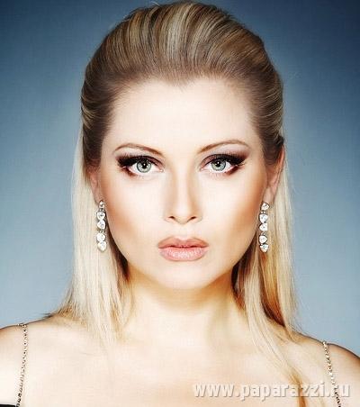 Лена Ленина и ее свадебное платье Лена Ленина и ее свадебное платье