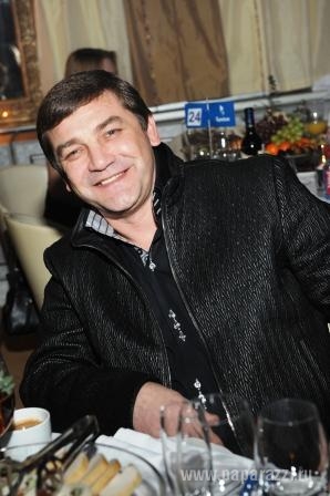 КРЫМСКИЙ СТАЛ ПРОФЕССИОНАЛЬНЫМ ЖЮРИ КРЫМСКИЙ СТАЛ ПРОФЕССИОНАЛЬНЫМ ЖЮРИ