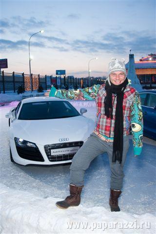 Тимати и Собчак отказываются от шикарных машин Тимати и Собчак отказываются от шикарных машин