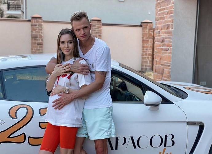 Анастасия Костенко намекнула на большие проблемы в отношениях с Дмитрием Тарасовым и грядущий развод