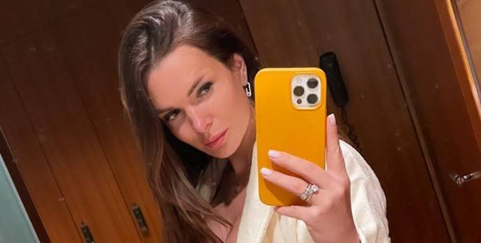 Катя Жужа раскрыла цену третьих родов и рассказала о количестве нянь для новорождённых сыновей Катя Жужа раскрыла цену третьих родов и рассказала о количестве нянь для новорождённых сыновей
