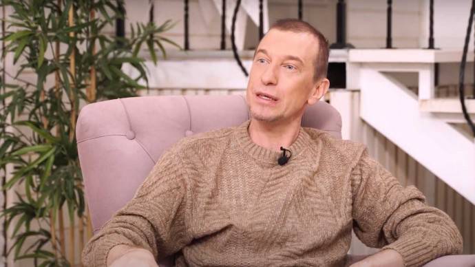 Сергей Соседов рассказал об отношениях с женатым украинским певцом Сергей Соседов рассказал об отношениях с женатым украинским певцом