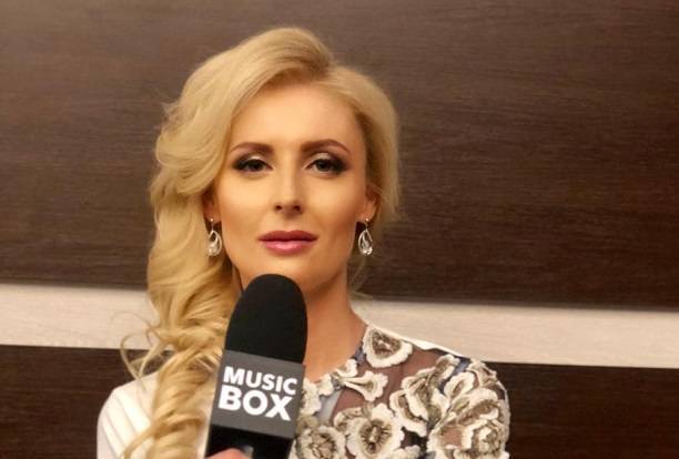 Нутрициолог Ирина Писарева строит карьеру певицы Нутрициолог Ирина Писарева строит карьеру певицы