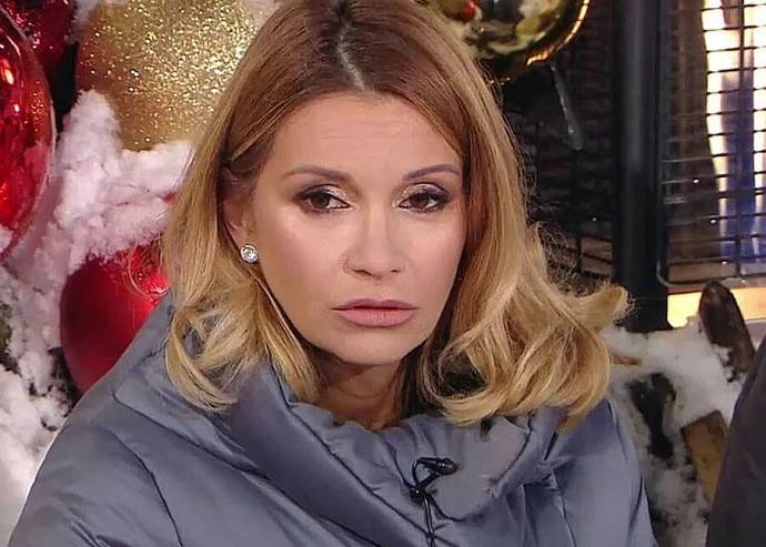 Ольга Орлова рассказала, что ей жалко тратить деньги на себя
Ольга Орлова рассказала, что ей жалко тратить деньги на себя