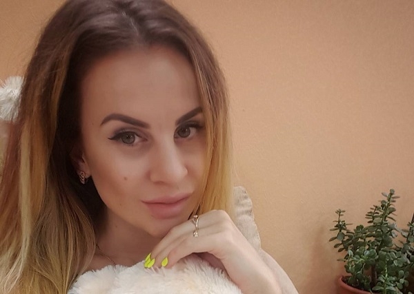 Пока Глеб Жемчугов разбирается со своей любовницей Ольга Ветер нашла утешение в объятиях у другого участника проекта Пока Глеб Жемчугов разбирается со своей любовницей Ольга Ветер нашла утешение в объятиях у другого участника проекта