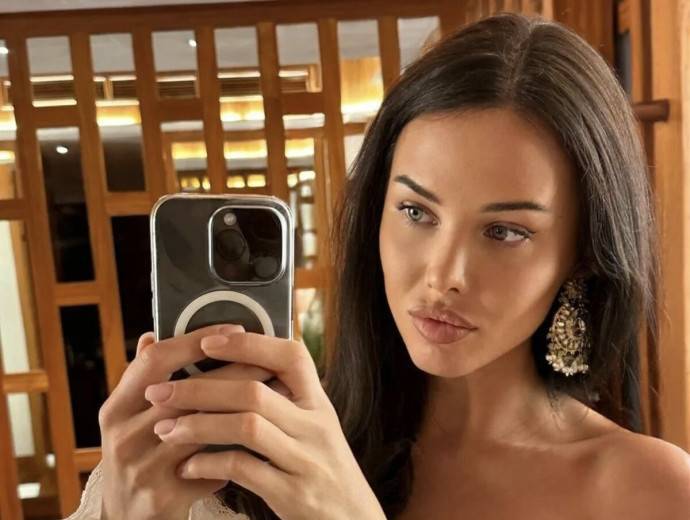 «Я жертва»: Анастасия Решетова посетовала, что ей жестоко манипулирует даже 4-летний сын, но её высмеяли. ТОП горячих фото бедной Анастасии Решетовой, которую злой Тимати заставлял раздеваться перед камерой «Я жертва»: Анастасия Решетова посетовала, что ей жестоко манипулирует даже 4-летний сын, но её высмеяли. ТОП горячих фото бедной Анастасии Решетовой, которую злой Тимати заставлял раздеваться перед камерой
