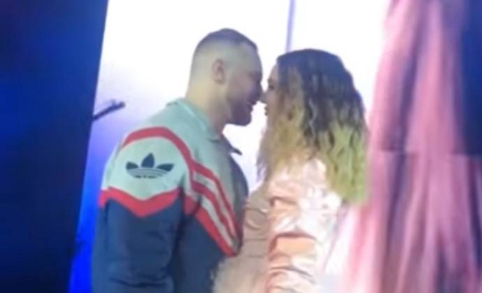 Бывший приятель Ольги Бузовой рэпер Леша Свик попался на измене Бывший приятель Ольги Бузовой рэпер Леша Свик попался на измене